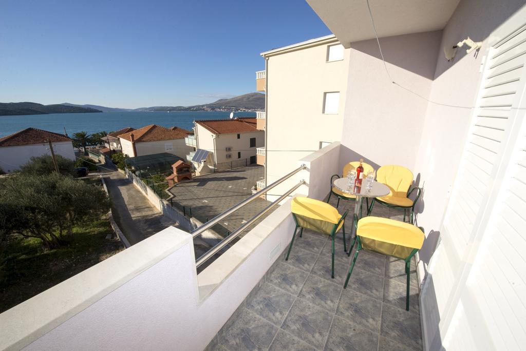 Apartments Meri Trogir Cameră foto